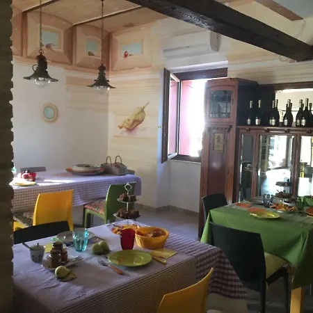 Bed & Breakfast Tenuta Porello 3*
