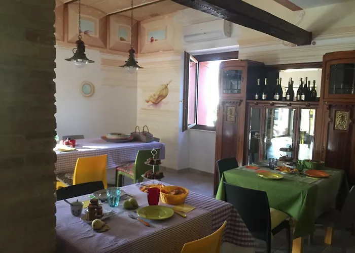 Bed & Breakfast Tenuta Porello 3*